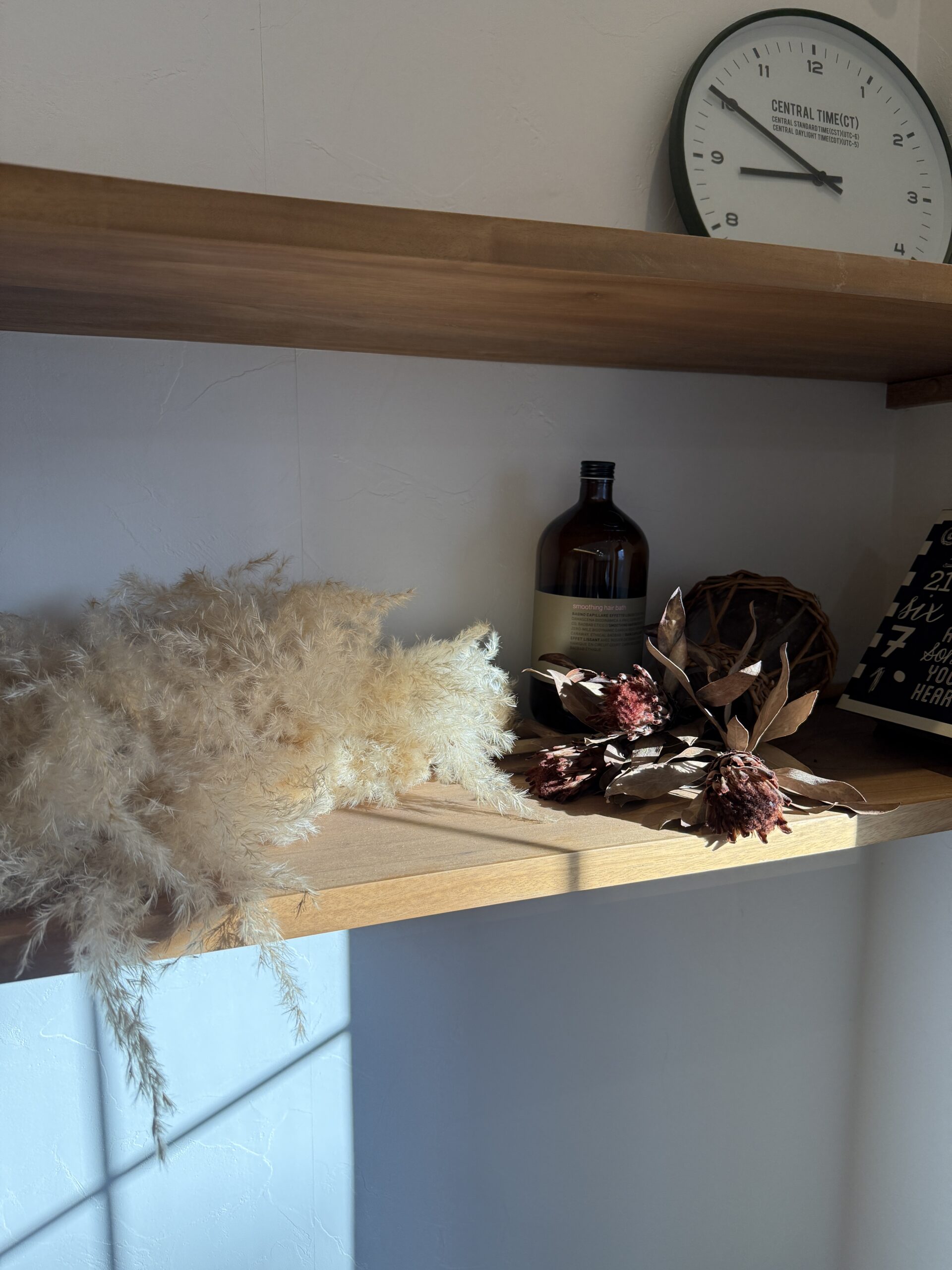 落ち着いた空間で、髪と頭皮に向き合うAIMER HAIR DESIGNの店内